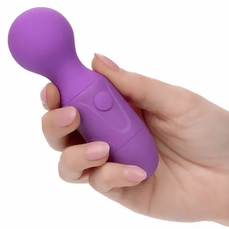 CalExotics First Time punjivi intimni maser 10 režima ljubičasta 12cm