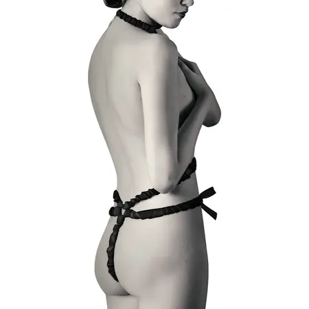 Coquette Chic Desire Elasticni Harness Set sa Navlakama za Bradavice Crni