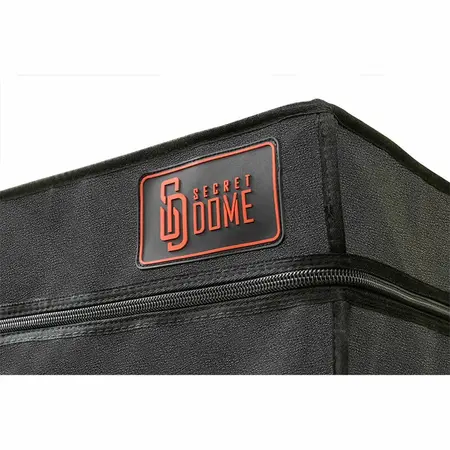 Secret Dome Kink Club Cabina Crno-Crvena – Modularni Set za Senzornu Igru