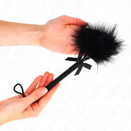 KINK Najlonski Štapić sa Perjem za Draženje i Dekorativnom Mašnom 25 cm Crni