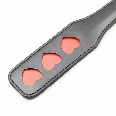 Ohmama Fetish paleta sa srcima - crni PVC dodatak za udarce 32.6 cm