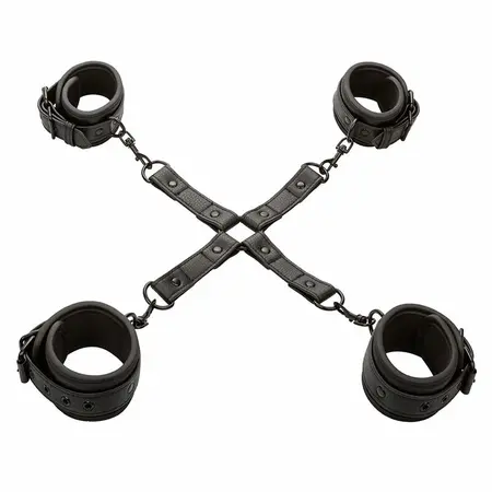 CalExotics Nocturnal Podesivi Hog Tie Konektor, Crni, Univerzalno Prianjanje