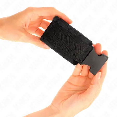 KINK Najlonske Podesive Lisice za Ručne Zglobove Crveno-Crne 25-35cm x 6cm