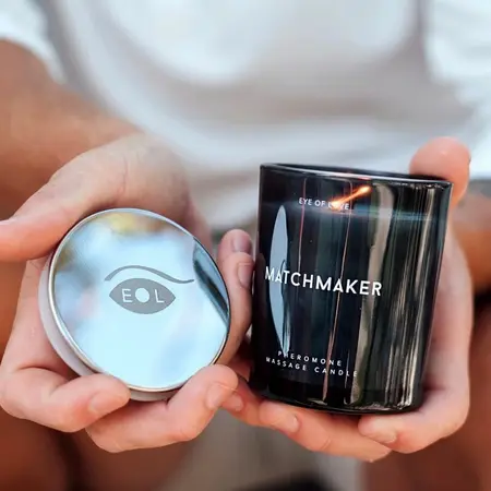 Eye of Love Matchmaker masažna sveća Black Diamond 150ml aromatična mešavina