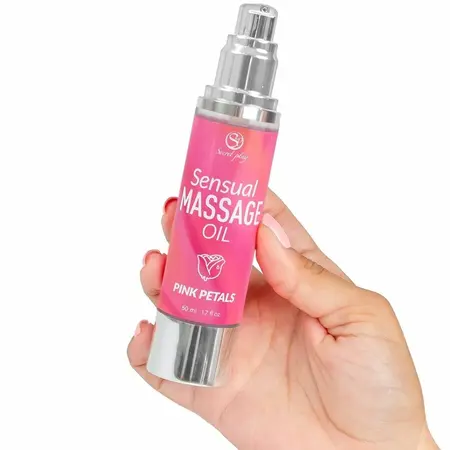 Secret Play Pink Petals Massage Oil 50ml - Aroma ruže, Airless pumpa