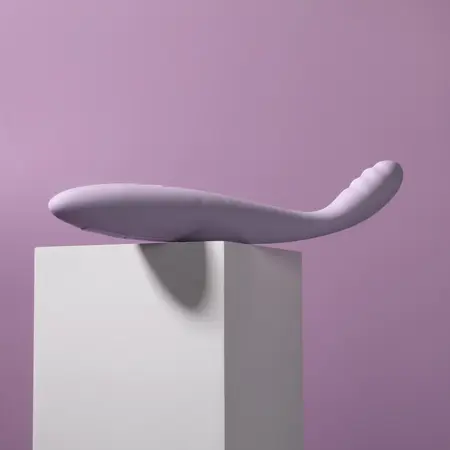 Svakom Cici 2 Lavender Fleksibilni Silikonski Vibrator sa Funkcijom Grejanja