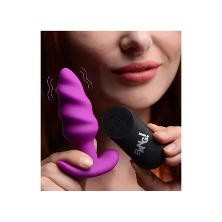 BANG Swirl Silicone Plug with 21 Modes & Remote Control, Black