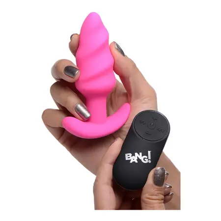 BANG! Swirled Silicone Plug with Remote Control, Waterproof, Black