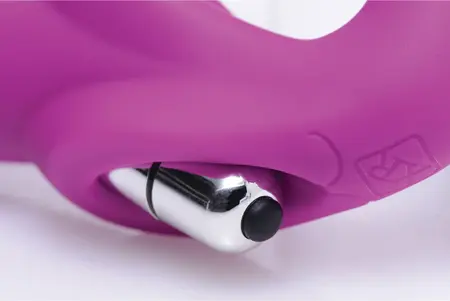Evoke Strapless Vibrating Silicone Intimate Device Purple
