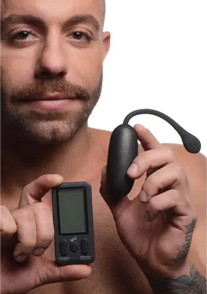 BANG! Platinum Series Plush Silicone Vibrating Egg with Remote - Silver