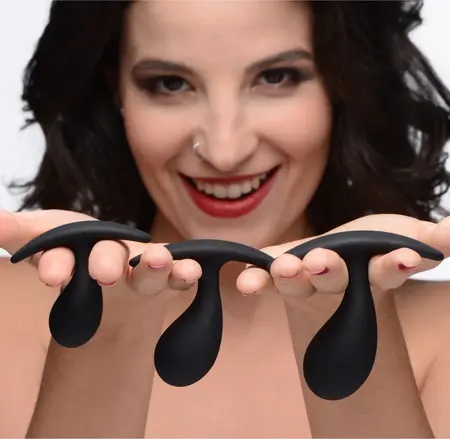 XR Brands Dark Droplets 3-delo Zakrivljeni Analni Trener Set Crni Silikon