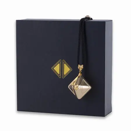 LOCKINK Vibration Cube 2.0 Gold - Compact Wearable Pulse Device