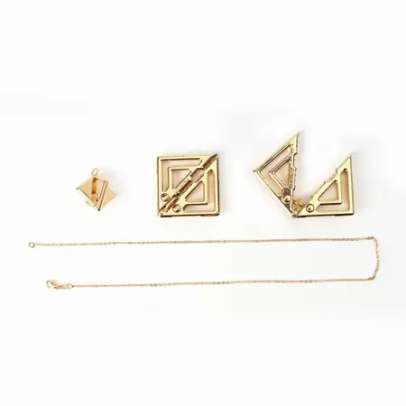 LOCKINK Gold Adjustable Nipple Clamps with Decorative Pendant