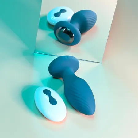 Playboy Pleasure Spinning Tail Teal - Rotating Remote Plug, Silicone