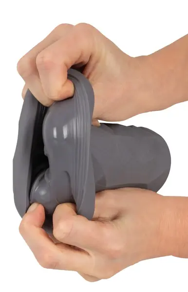 STROKER Model 01 Intimate Manual Device with Flexible Soft Texture 15cm