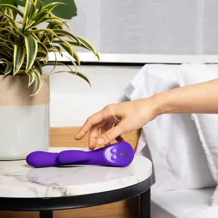 Lioness Vibrator 2.0 Purple - Smart Sensor Technology & App Control