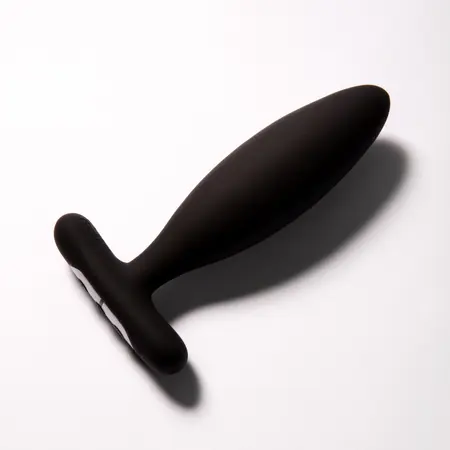 Je Joue Vesta Remote-Controlled Compact Vibrating Plug, Black, 117mm