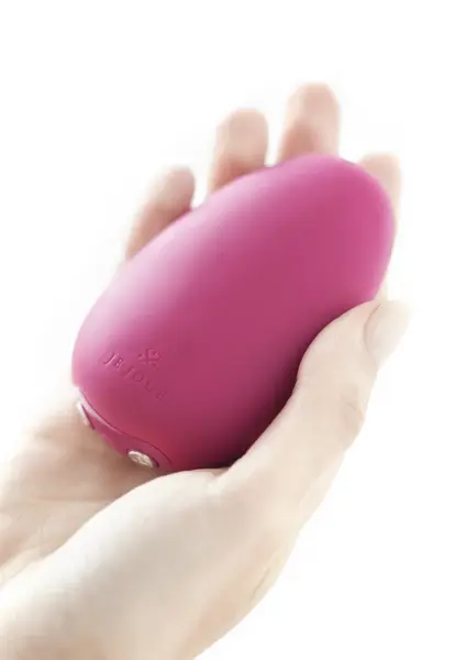 Je Joue Mimi Soft Rechargeable Vibrating Massager Fuchsia Silicone