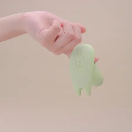 Magic Motion Umi Dual Motor Smart Wearable Device Green Bluetooth