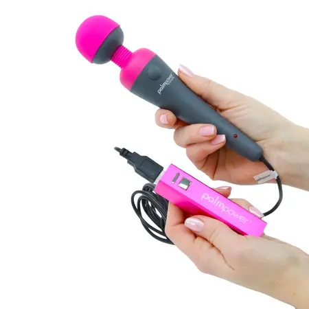 PalmPower Plug & Play Wand Massager Fuchsia 2600mAh USB Powerbank