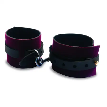 Sportsheets S&M Enchanted Set - Burgundy Blindfold & Adjustable Cuffs