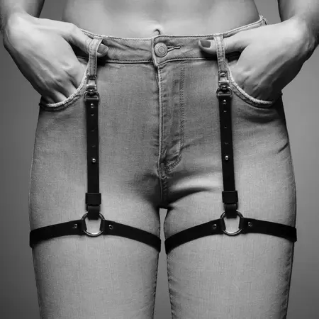 Bijoux Indiscrets Maze Shorts Garter Black Adjustable Vegan Design