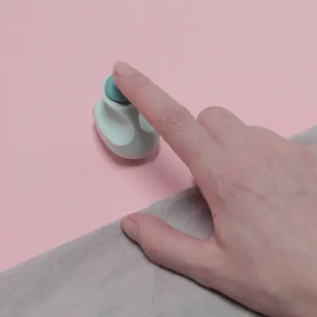 Dame Products FIN Jade - Compact Finger-Worn Vibration Device, Green