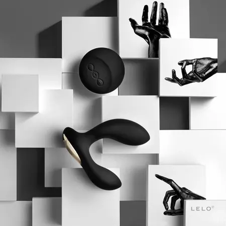 LELO Hugo Black Intimate Wellness Massager with Remote, Dual Motors, USB