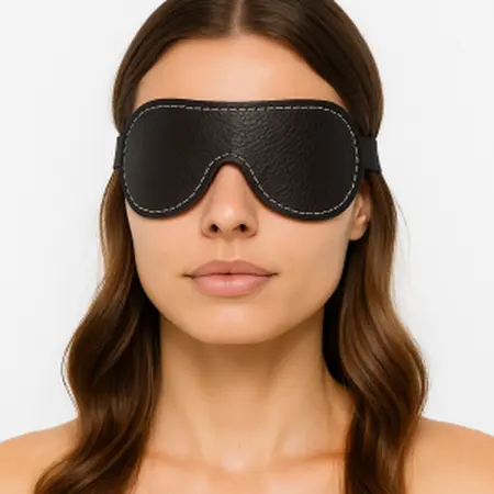 Crna kožna Maska sa belim odlivkom