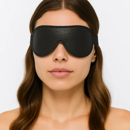 Maska od crne kože na elastičnoj traci