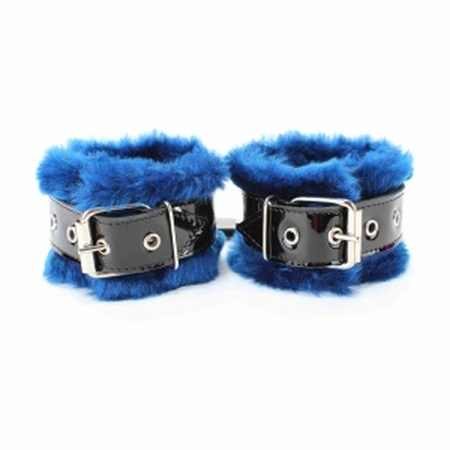 Lisice sa plavim krznom