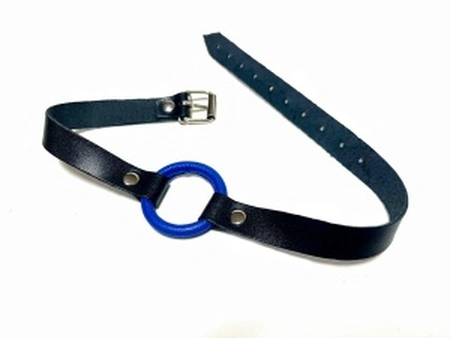 Kožna gega sa plavim prstenom