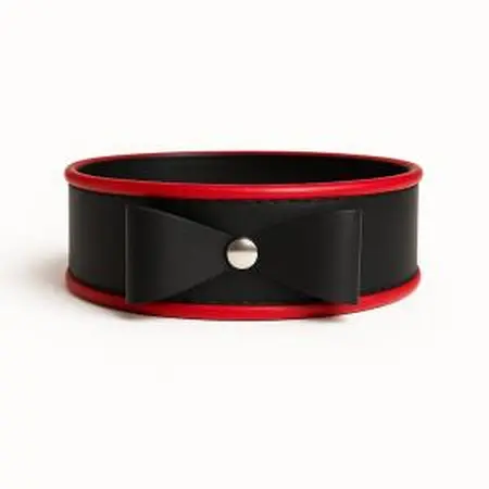 Ogrlica od eko kože crno crvena